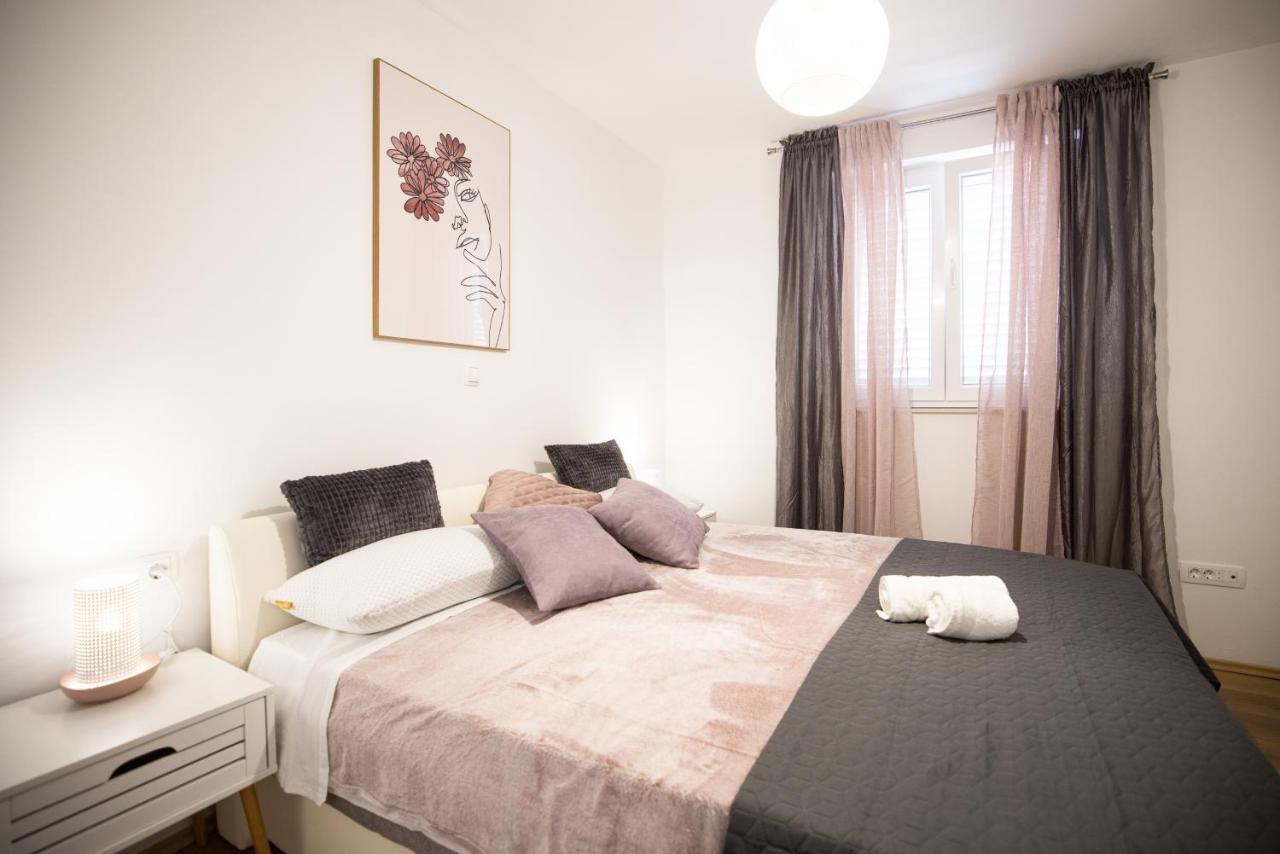 Apartmani Lelu Pridraga 외부 사진